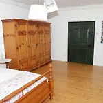 Apartment Gutshof Bartl 1 *