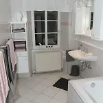 Gutshof Bartl 1 Apartment *