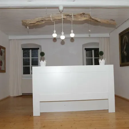 Apartment Gutshof Bartl 1 *