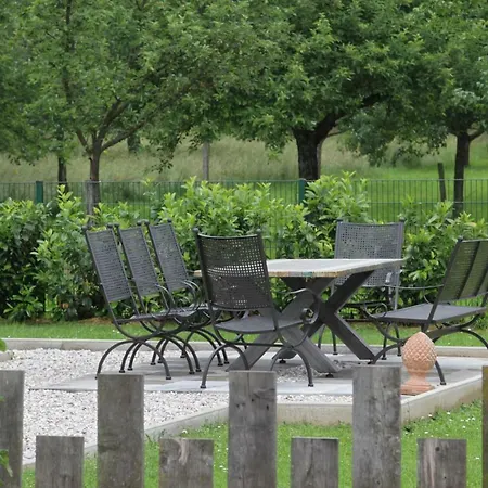 Gutshof Bartl 1 Apartment